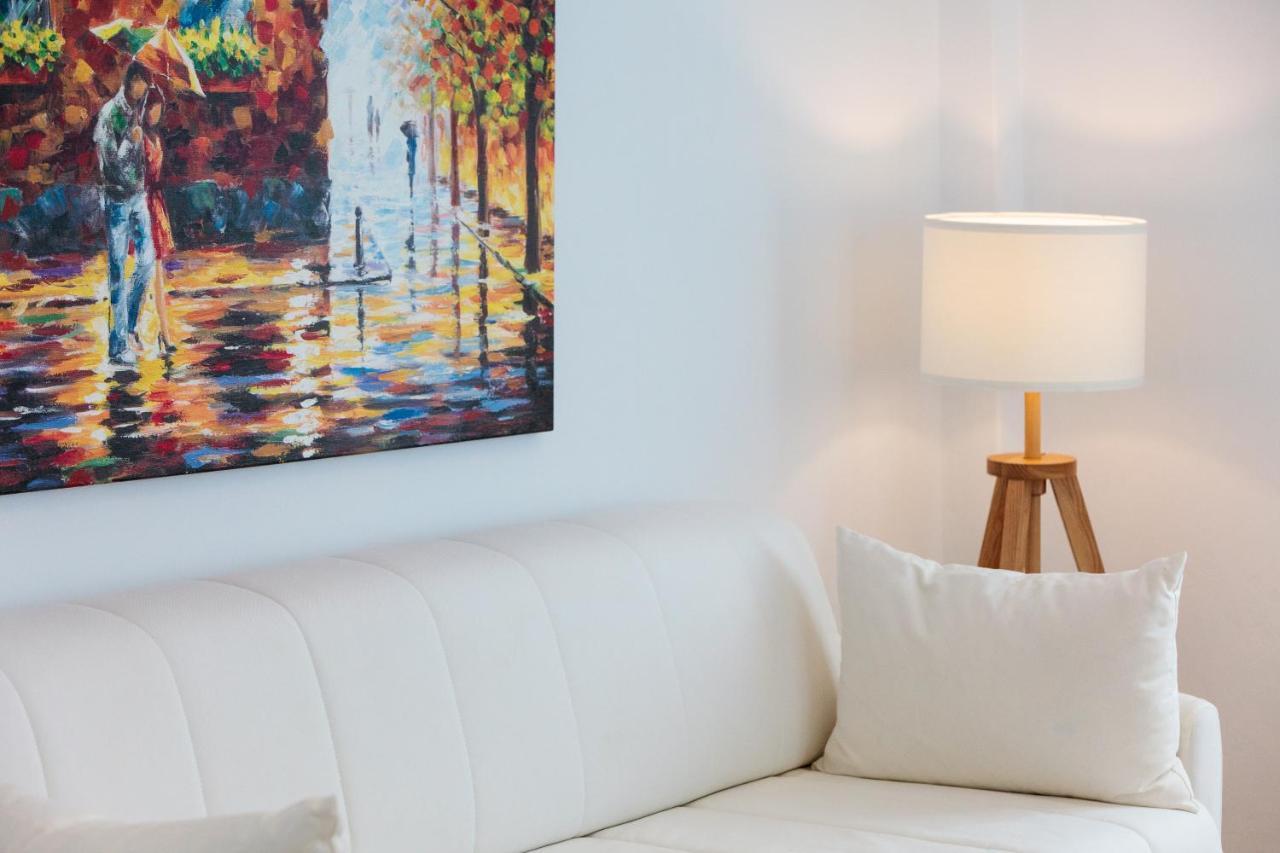 Tzane Studios & Apartments - Steps Away From Golden Beach Chrisi Akti  Ngoại thất bức ảnh