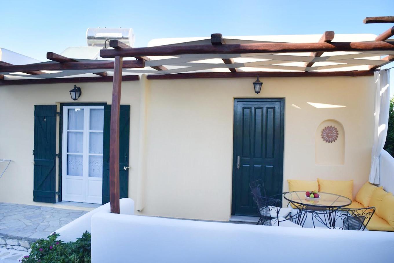 Tzane Studios & Apartments - Steps Away From Golden Beach Chrisi Akti  Ngoại thất bức ảnh